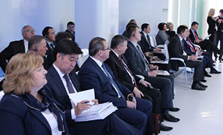 Alikhan Baimenov presented current trends in civil service reform at the Forum in Minsk